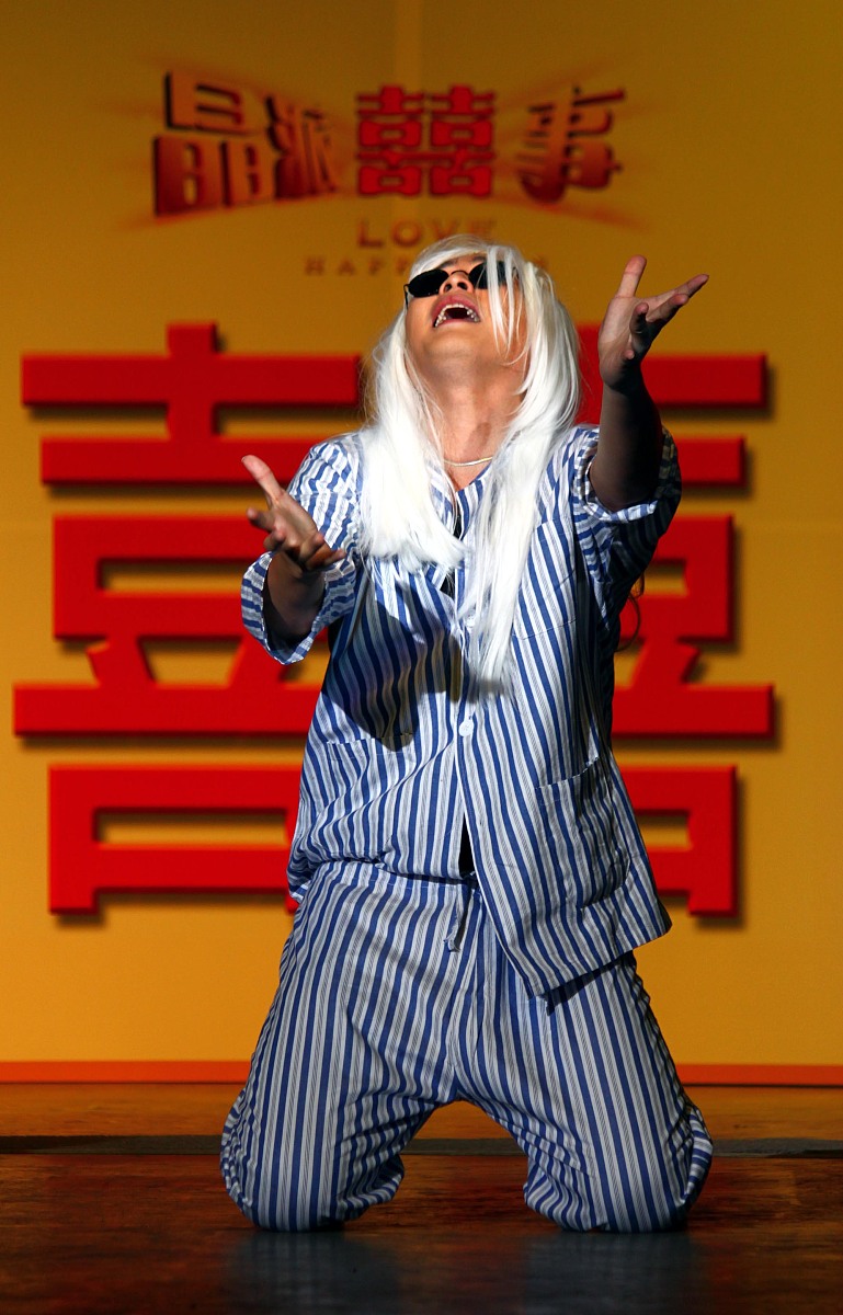 帮我写一个面试话剧的自我介绍