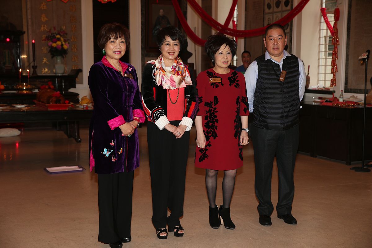 保定市统战部干部范军妮简历 - 维护民族团结，促进交流合作