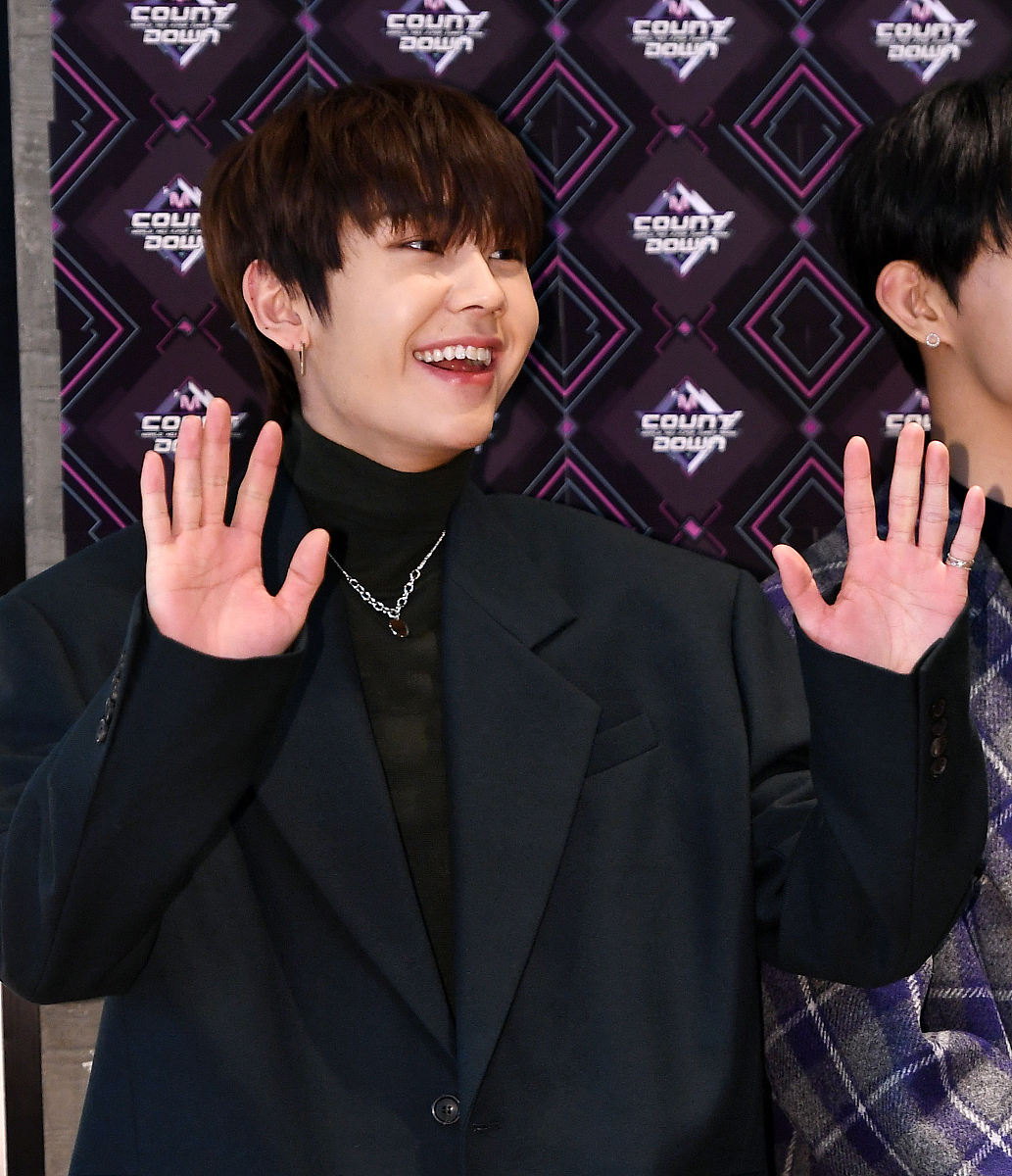 2018年11月15日,首尔,明星参加《m!countdown》 节目彩排.***_***btob