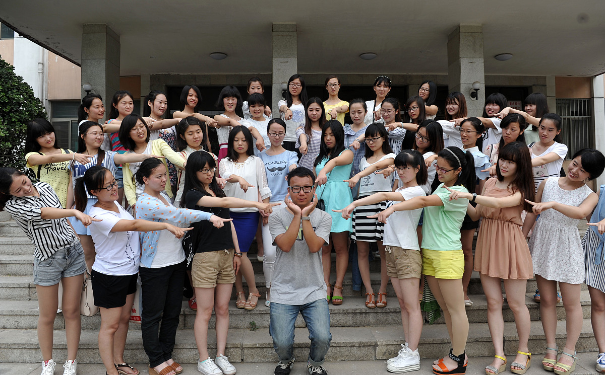 女生读幼师可以去重庆工商学校