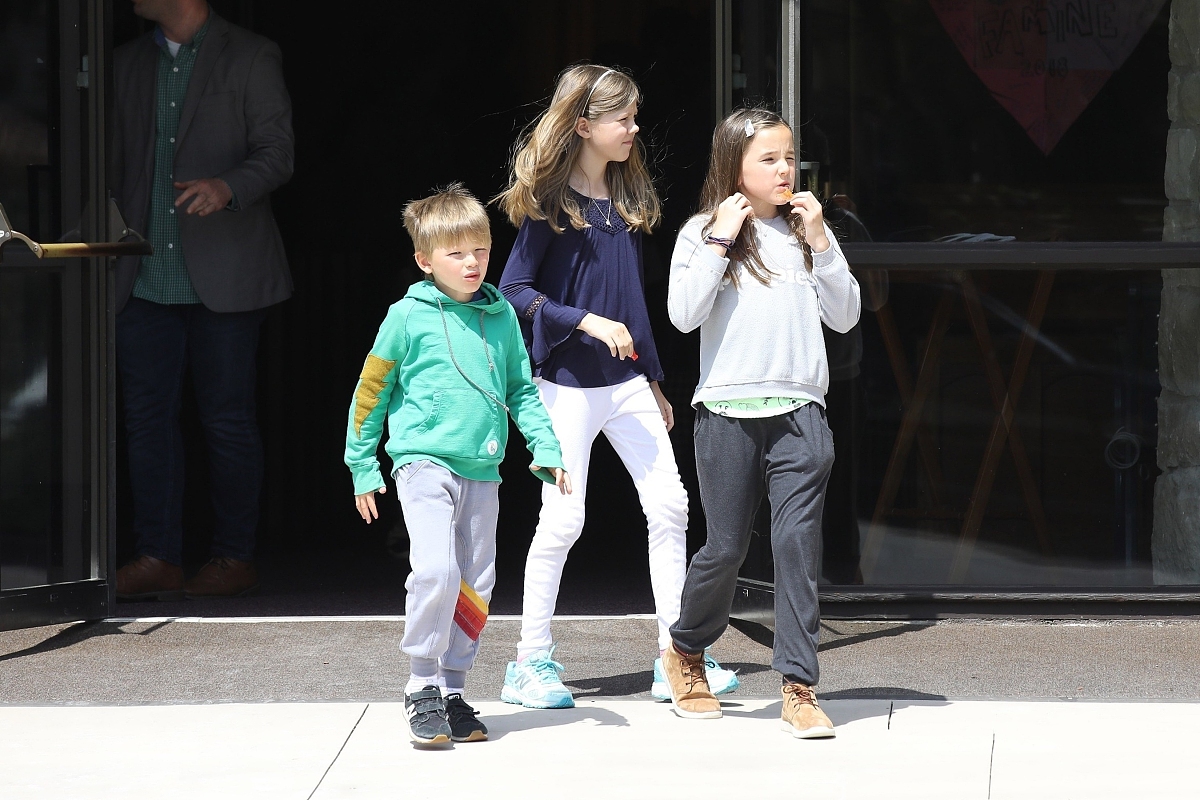 海贼王绿牛真实身份揭秘：夏洛特·林林之子？