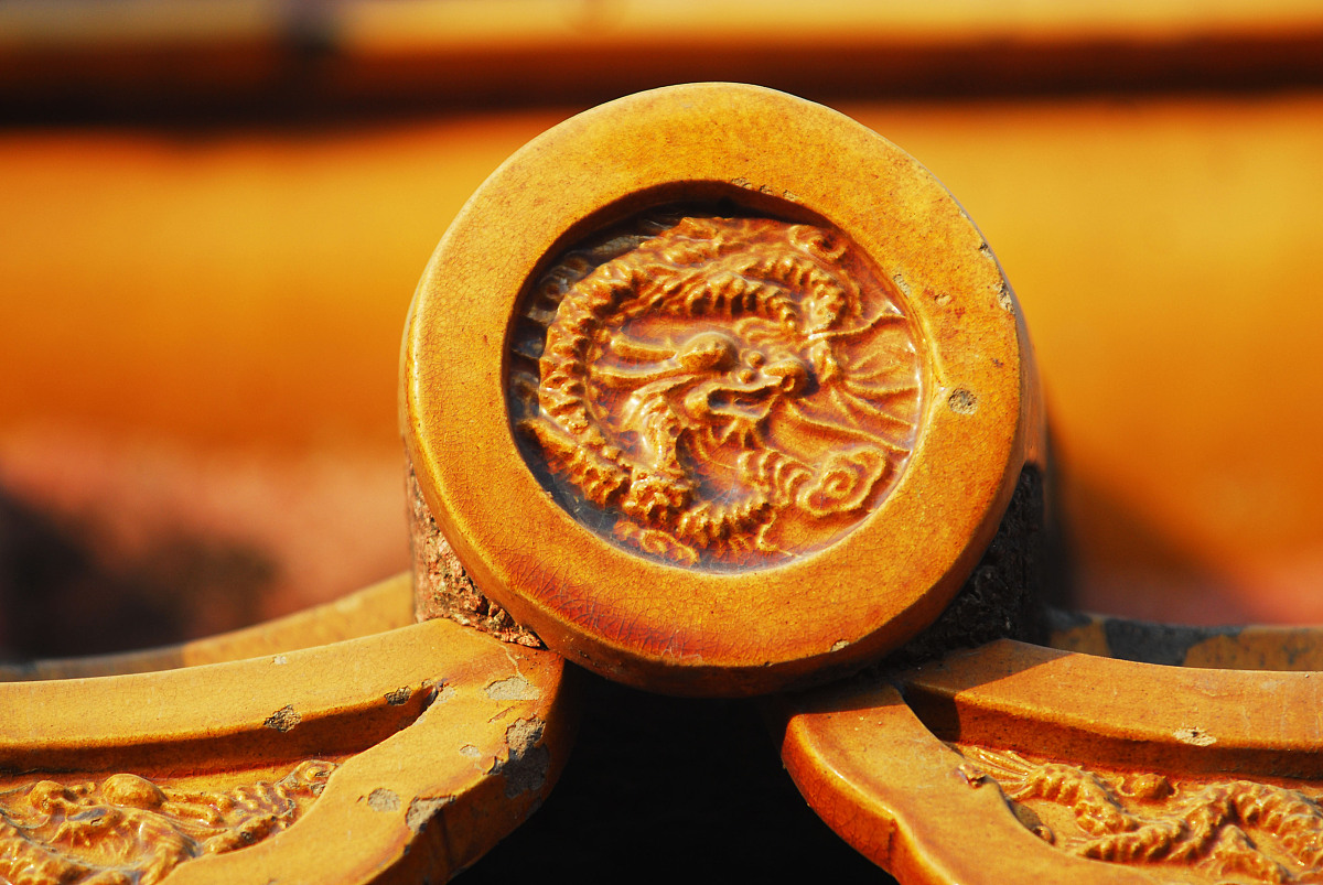 把一下内容写成短文明朝大臣敢跟皇帝叫板的原因 a 政治制度的相对宽松 b 文化传统的影响 c 社会背景的差异要