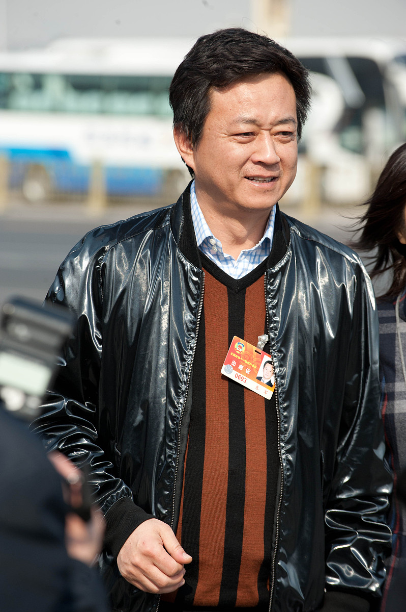 2011年3月11日,北京,两会人大全体会举行.***_***朱军+++_+++全国两会