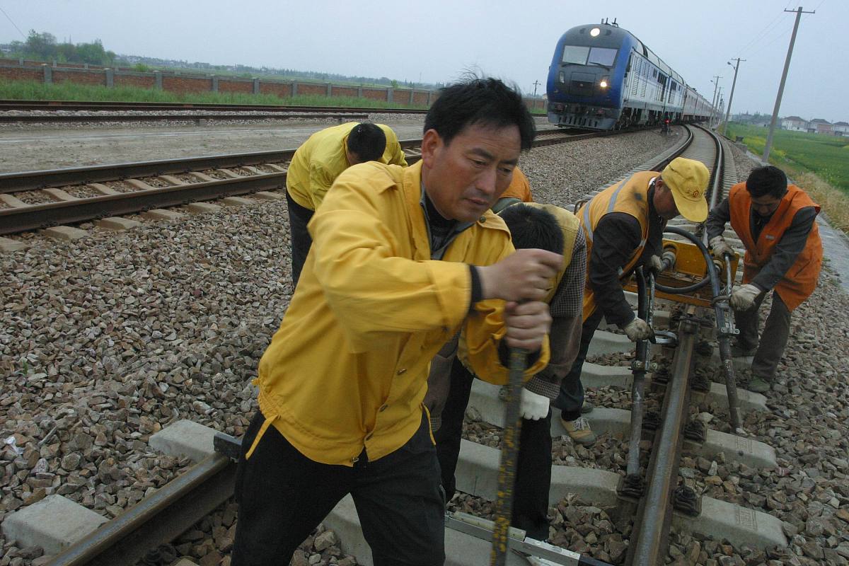 太原铁路机械学校铁道施工与养护与城市轨道交通供电专业介绍