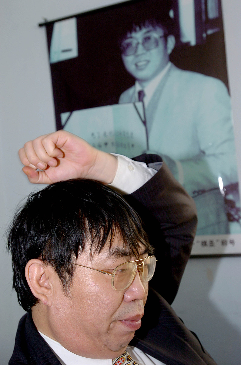 根据下面的话题写一篇500个字文章钟南山：条件允许时建议可不戴口罩什么样的条件是允许不戴口罩？