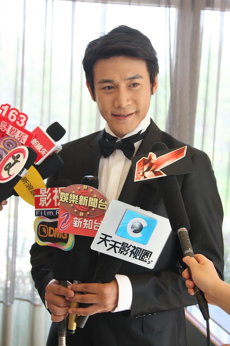 2009年8月13日,北京,爱情电影《恋爱吧》探班.陆毅+++_+++新片,电影,