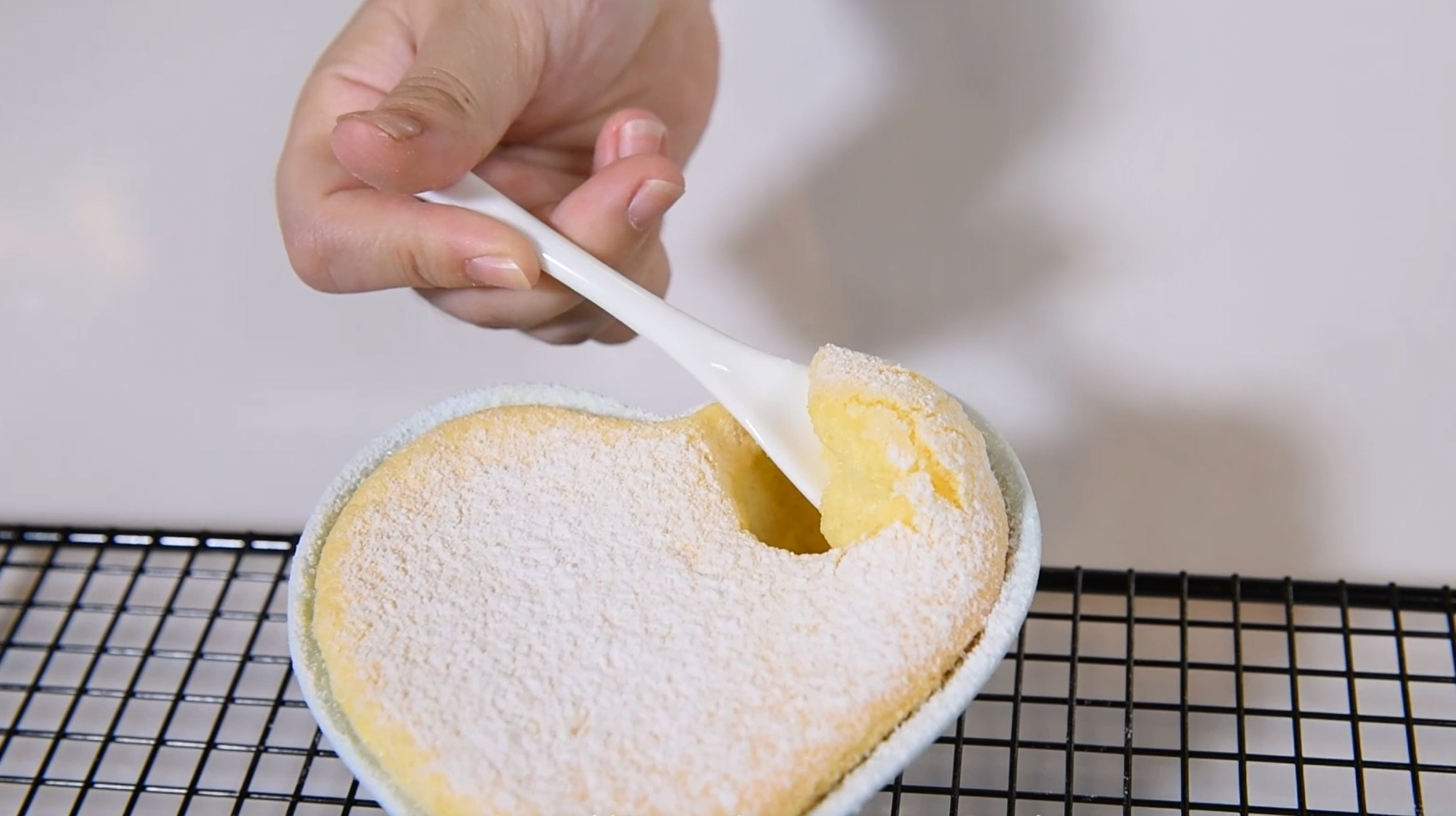 高档甜品舒芙蕾!只需2个鸡蛋、10元不到的成本,即可轻松制作