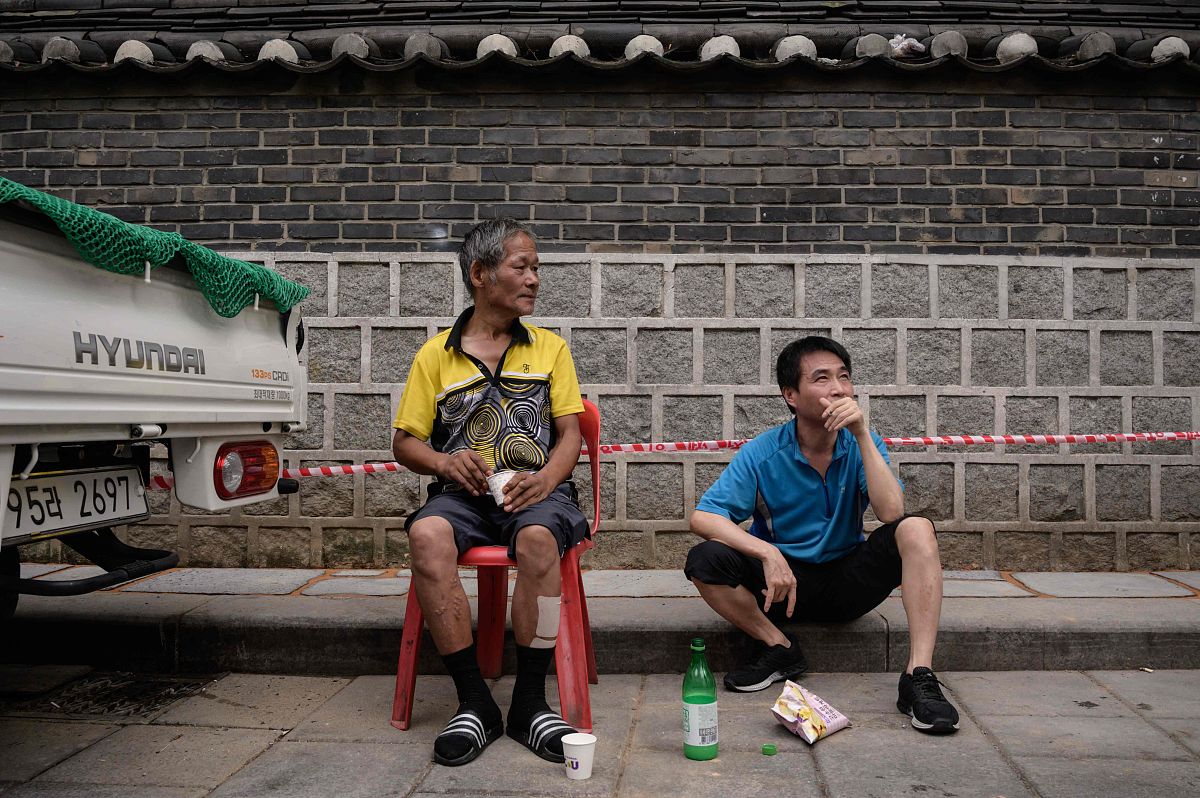 韩国晚婚趋势加剧：40岁女性结婚人数超20岁，原因和影响分析