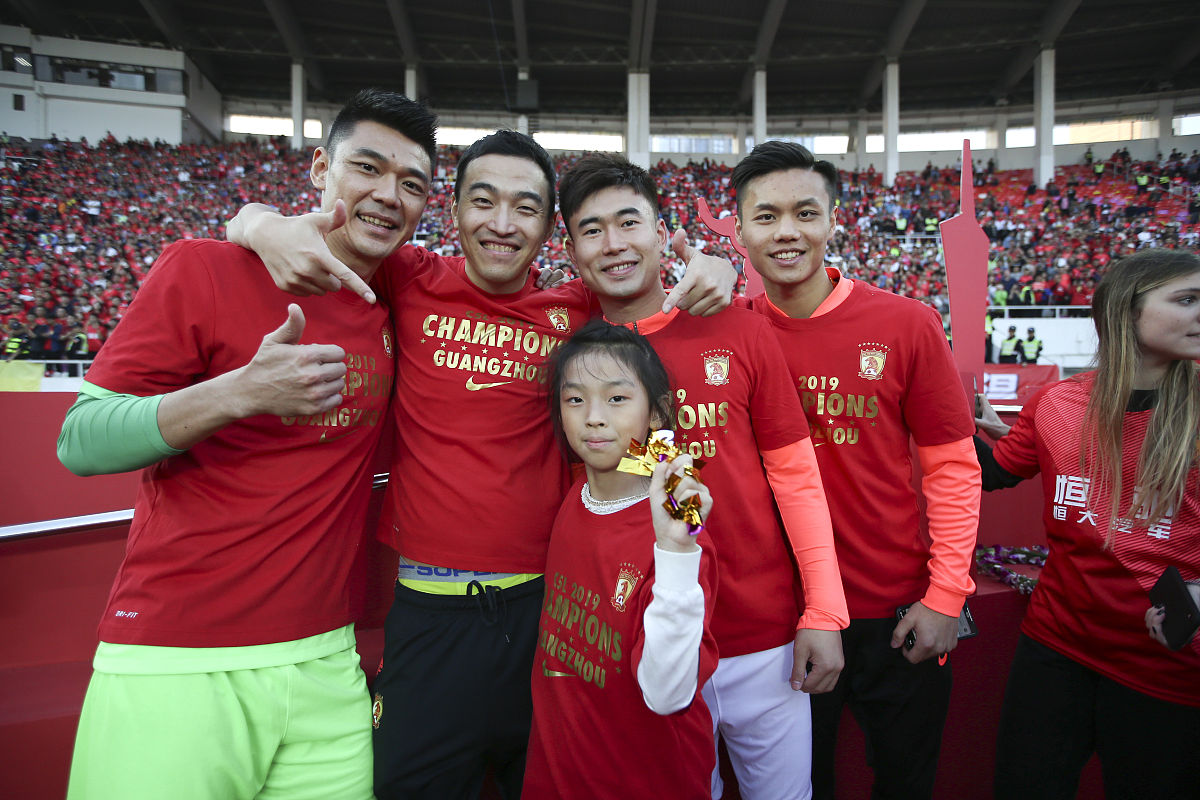 2019年12月1日,广东广州,2019中超第30轮,恒大淘宝3-0申花, 赛后恒大