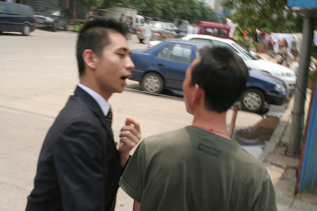 2007年8月20日午11时,昆明,准备21日开机拍摄《李米的故事》的女一号
