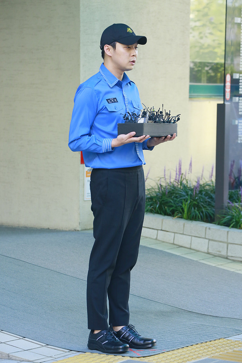 论文致谢：感谢我的导师、家人、朋友和社会