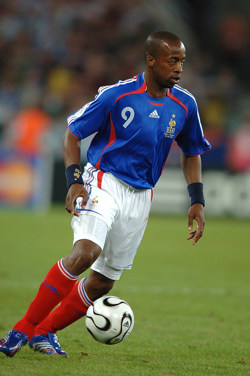 2006年6月23日,世界杯g组,法国2-0击败多哥.西塞  sidney govou, fran