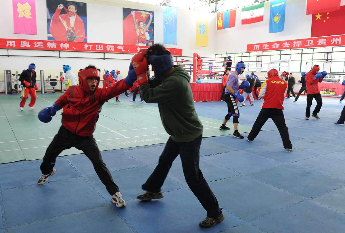 贵阳卫校高级护理专业：成绩不理想的学生如何选择？