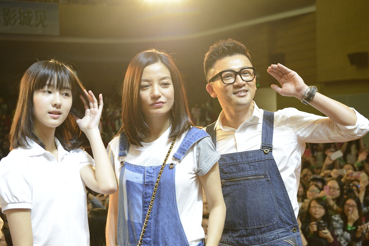 《左耳》电影解析：青春疼痛与成长，导演苏有朋首次执导佳作？