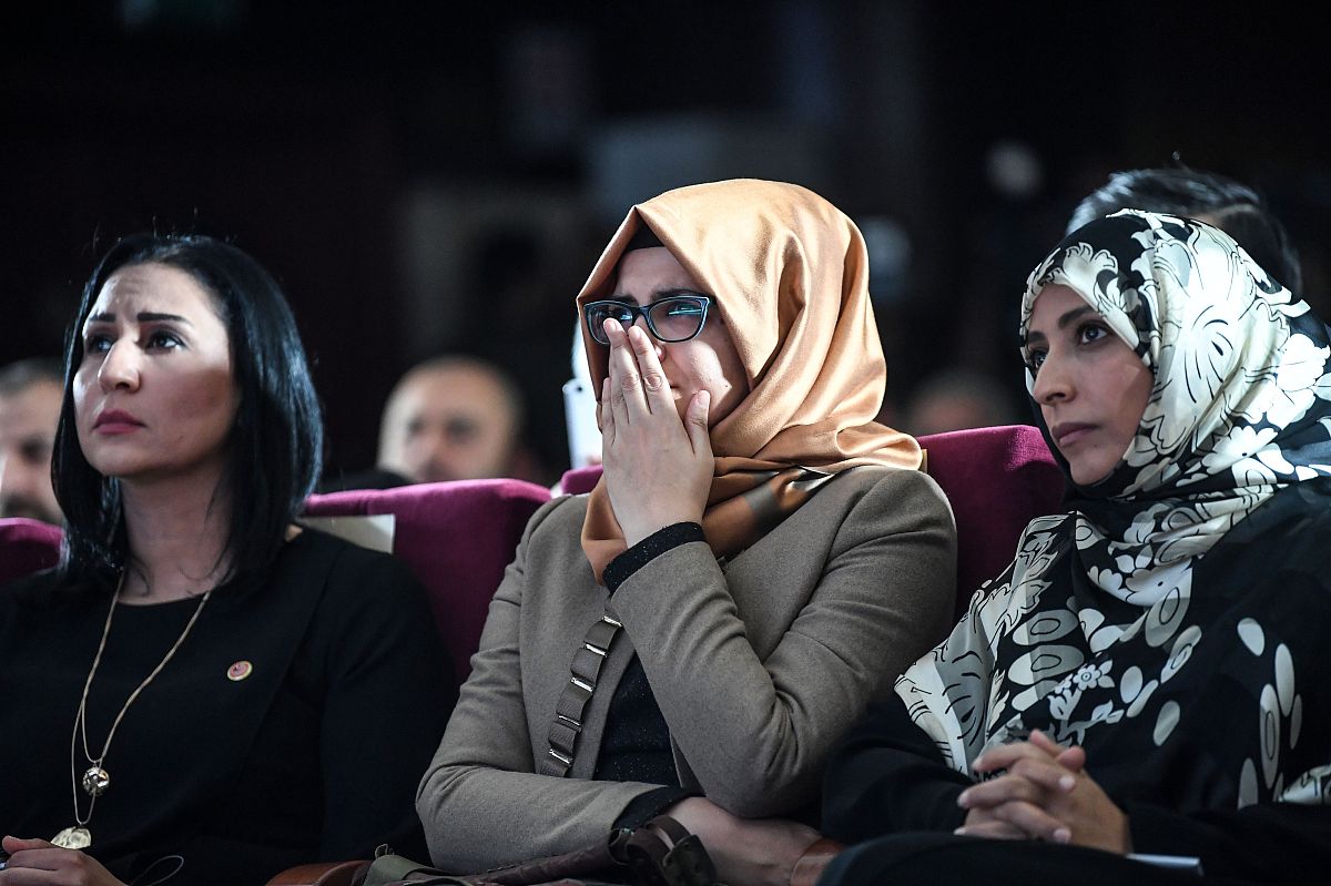 中以混血女孩被劫持：血统之外，还有人性