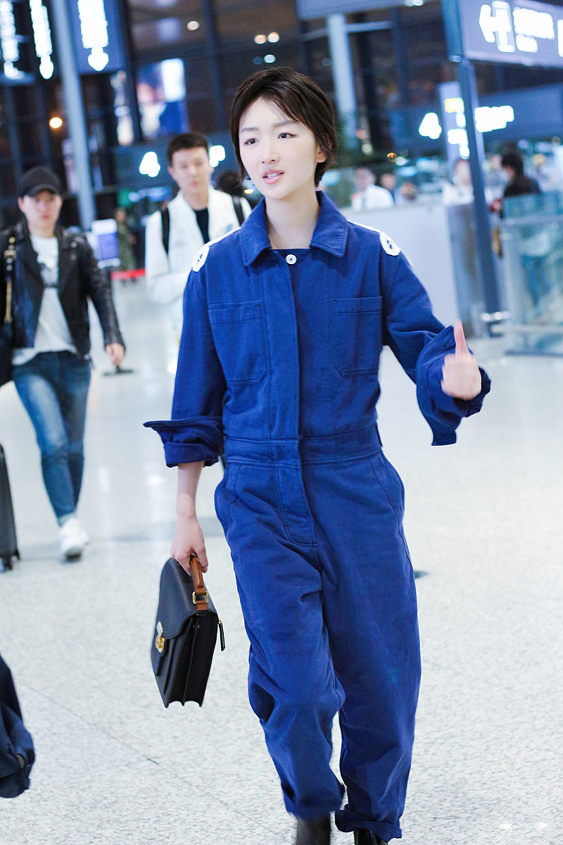 四川国航招飞行员：学历、英语、体能、飞行经验全方位解析