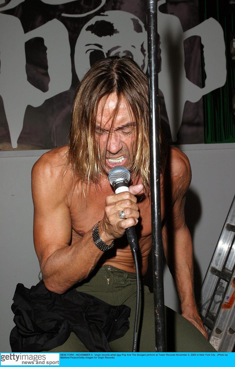 WWE 1538期：科宾 vs. 战争，山峰对战忍者！