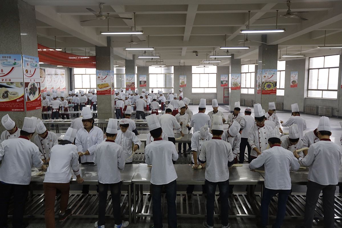 吕梁职业中等专业学校高星级饭店服务运营与管理专业怎么样