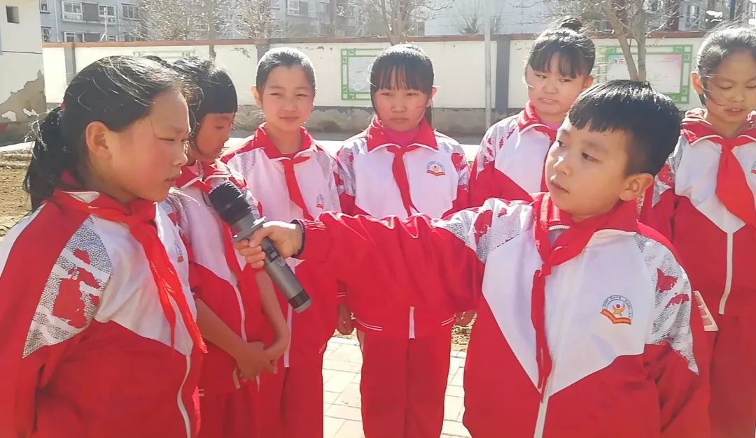 漷县镇中心小学红领巾实践基地体验农耕播种