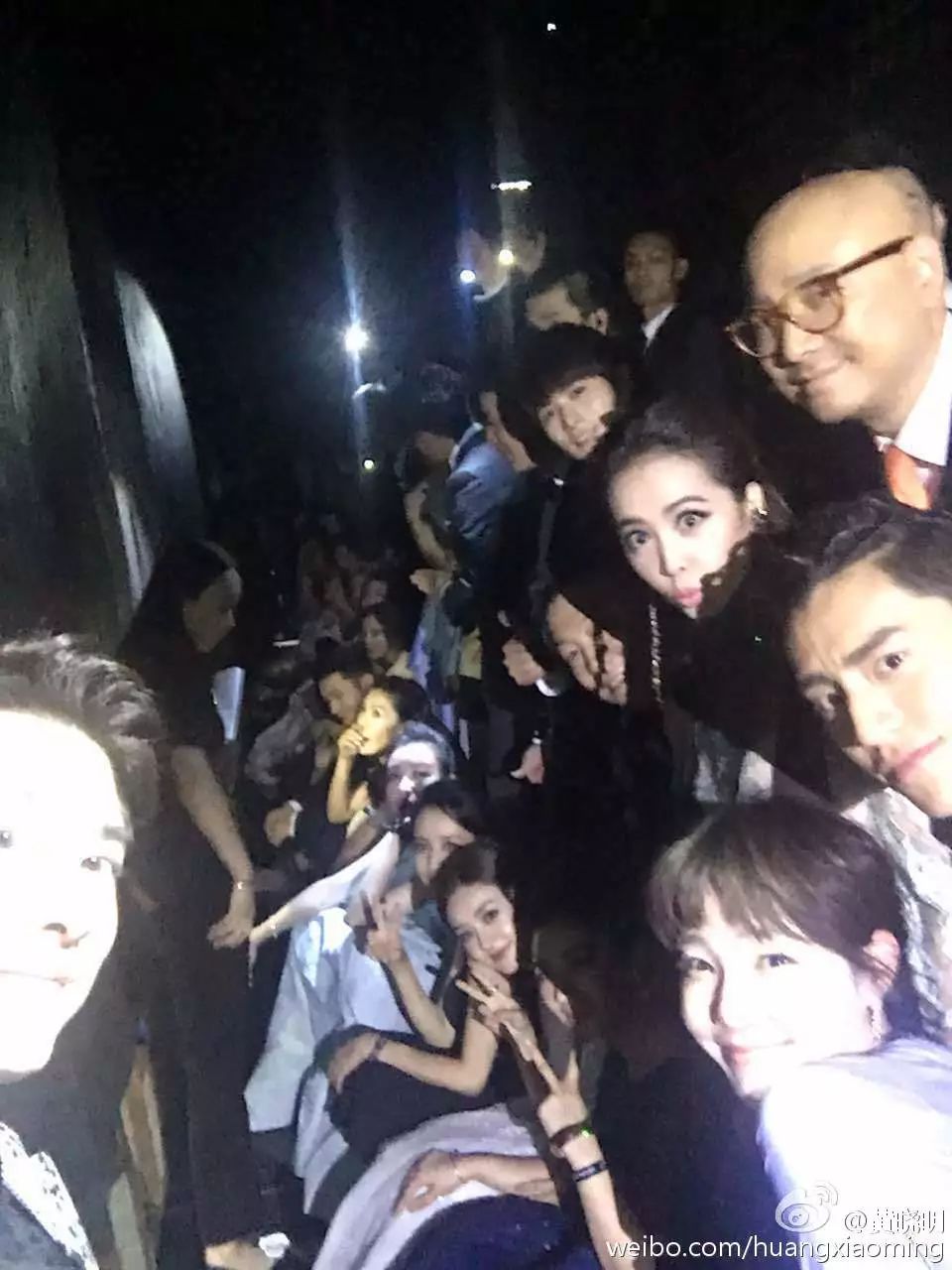 拜托各位帅哥美女，请不要仗着颜值高就胡作非为好吗