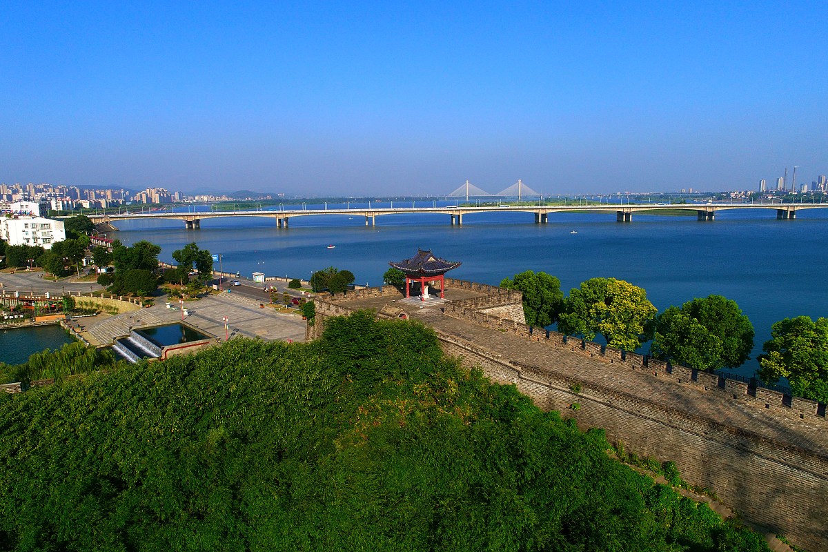 ***_***2017年6月6日,湖北省襄阳市,历史文化名城,明清城墙古建筑.夫