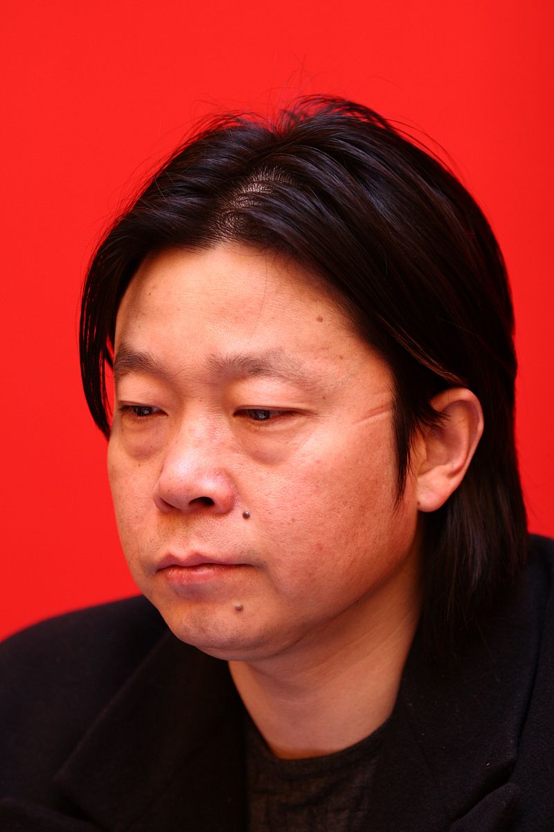 以电影《我和我的祖国》来具体说明主旋律电影可以对缝合理论提供有益的启示