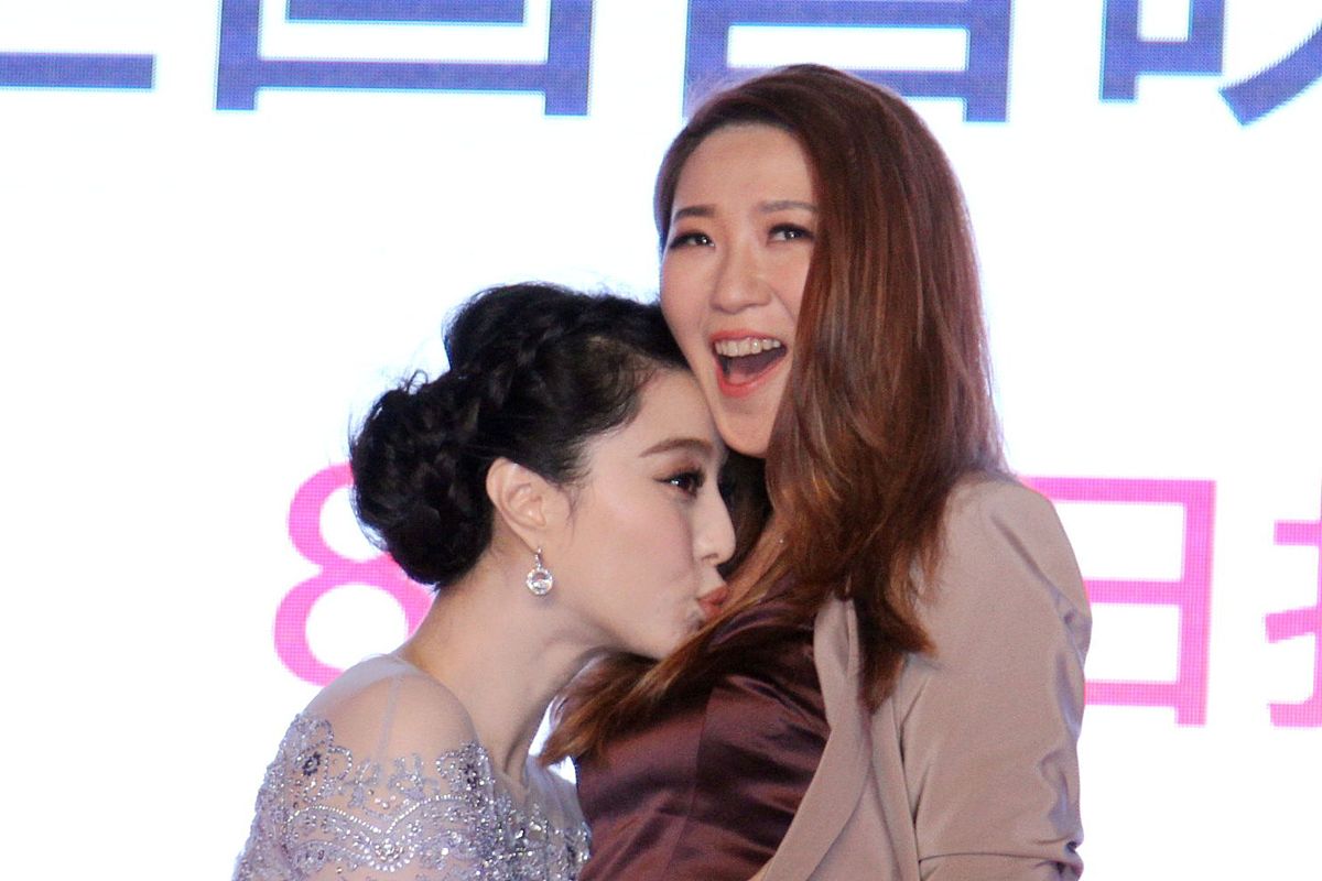 2013年08月05日,北京,电影《一夜惊喜》举行首映礼.范冰冰,金依萌