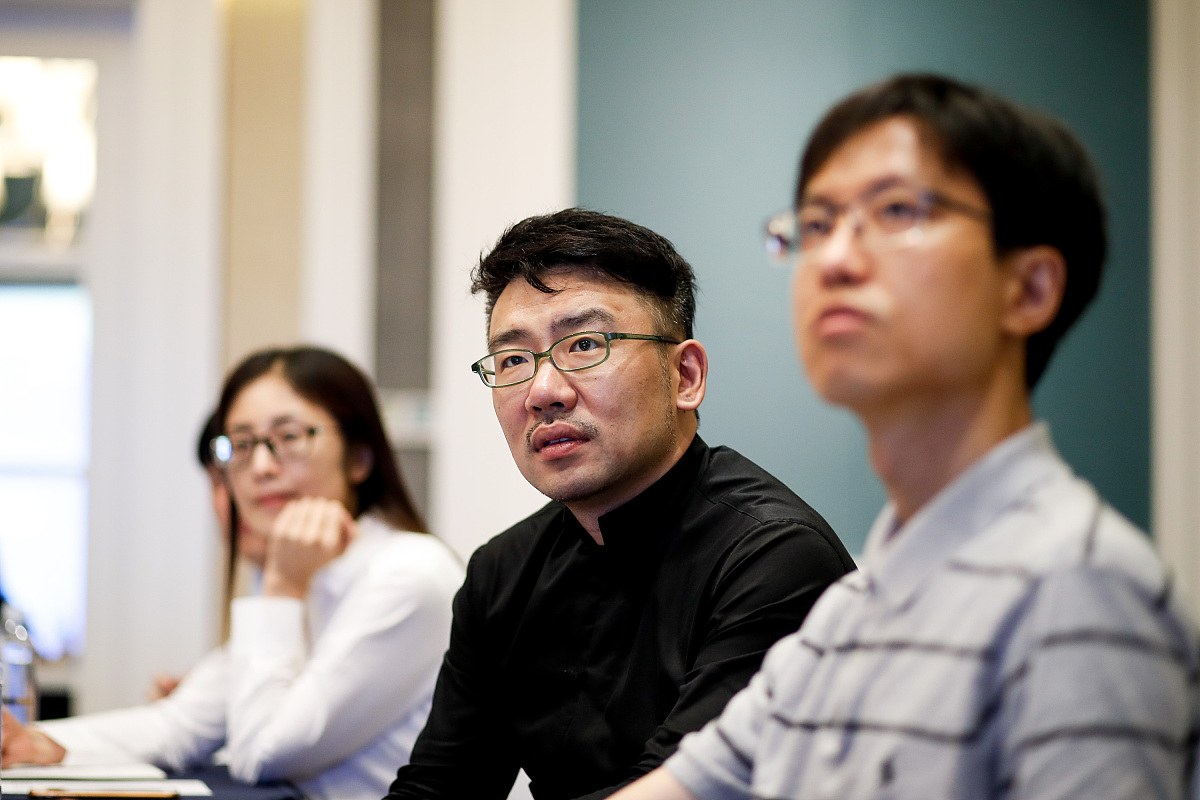 工程师参与哪些项目评审？