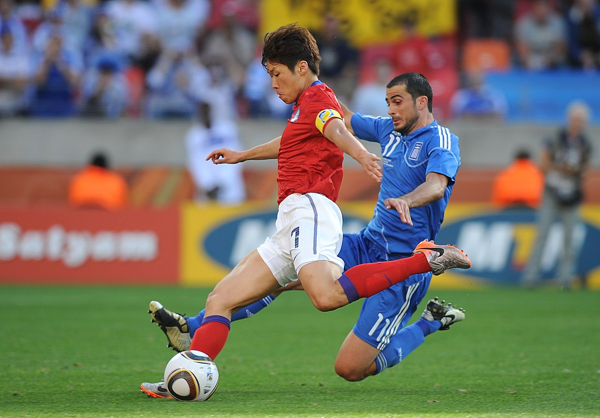 2010年6月12日,南非伊丽莎白港,2010世界杯b组小组赛首轮,韩国vs希腊.