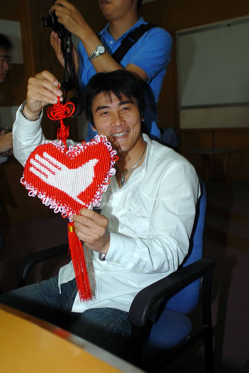 李明专注学习一小时！自律学习方法分享