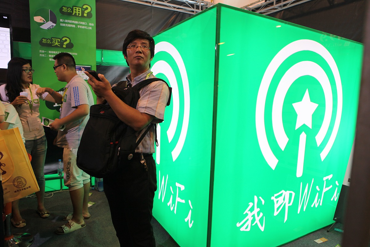 苹果手机怎么下载糖豆广场舞视频到U盘？详细步骤来了！