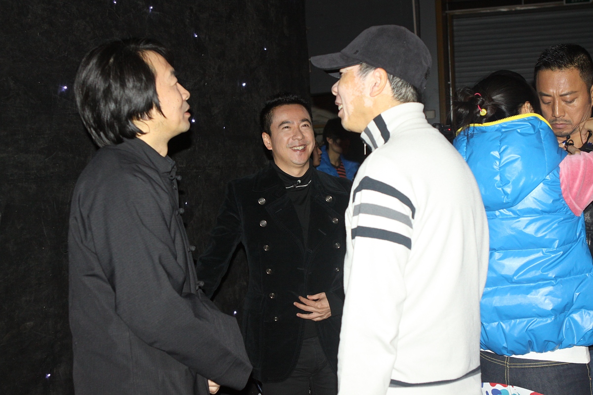2010年12月30日讯,北京,《小崔说事》录影.***_***冯小刚  刘震云+++_
