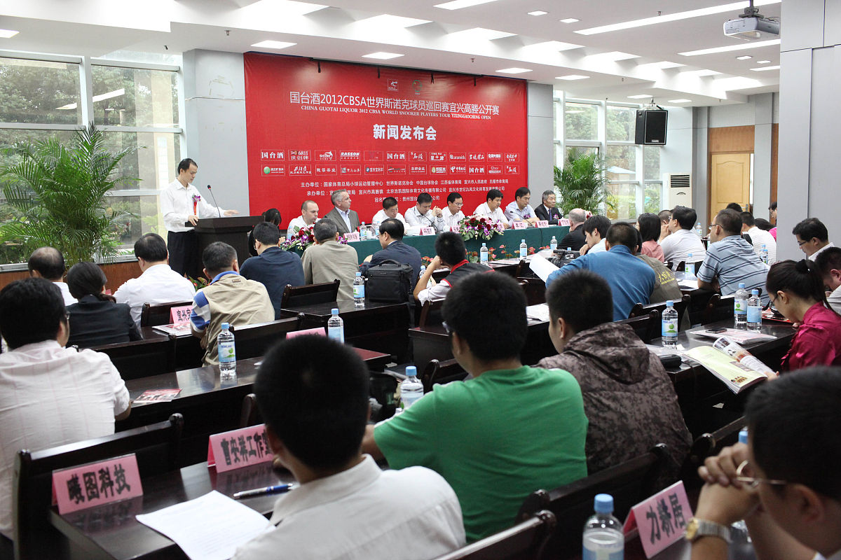 6月21日胜利发电厂在第一生产会议室召开1-5月经济活动分析会会议由党委常委、厂总会计师高立群主持。厂领导、首席专家、副总师及副总监、机关以及直属单位负责人、基层单位党政主要领导参加会议。会上财务计划管理中心汇报了1-5月生产经营预算完成情况并对年度挖潜增效增小收、经营绩效考核指标、外委费用压减等重点工作进行了分析；经营管理部对油田2023年绩效考核政策进行了详细解读；设备管理中心就维修费压减及物