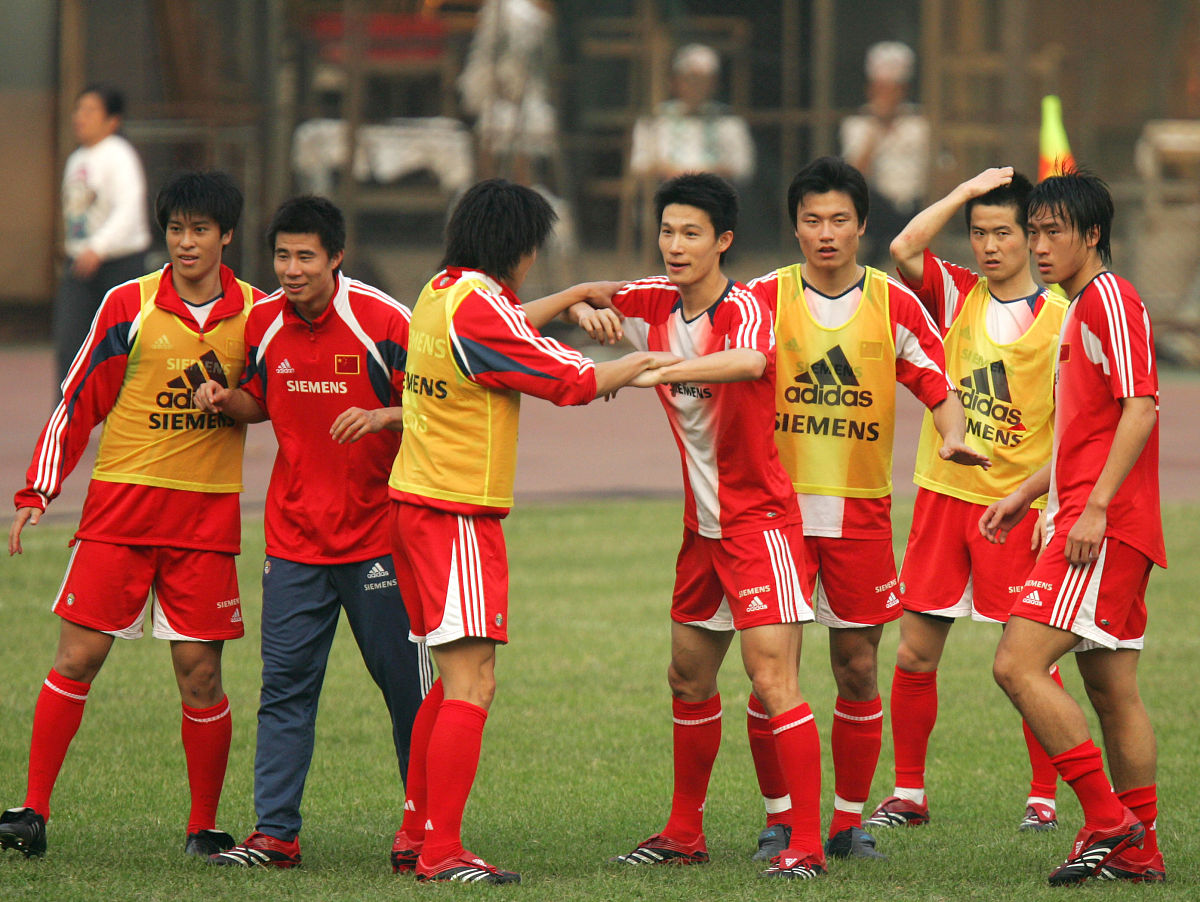 恒大苏家荣：广州恒大传奇前锋，国足功勋射手