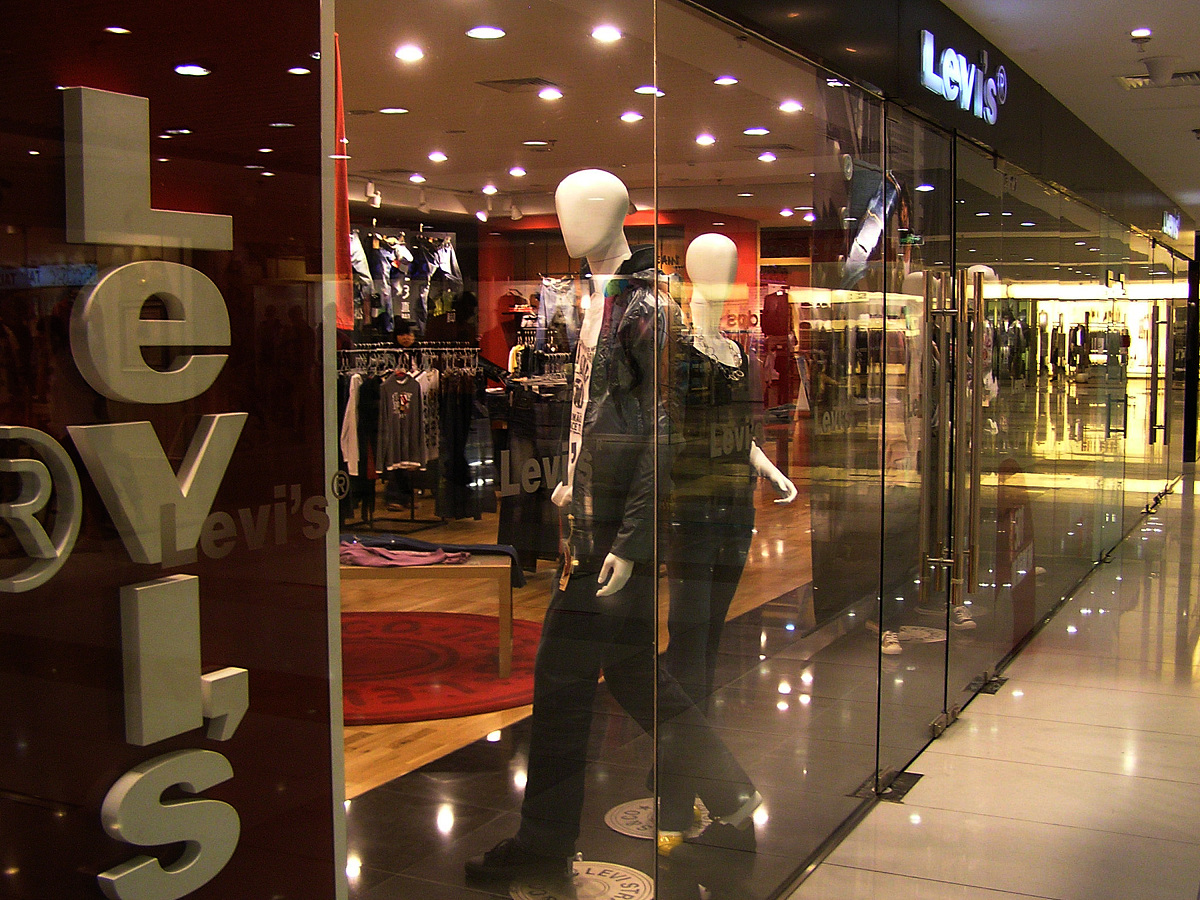 男装品牌命名指南：抓住灵感，打造独特品牌