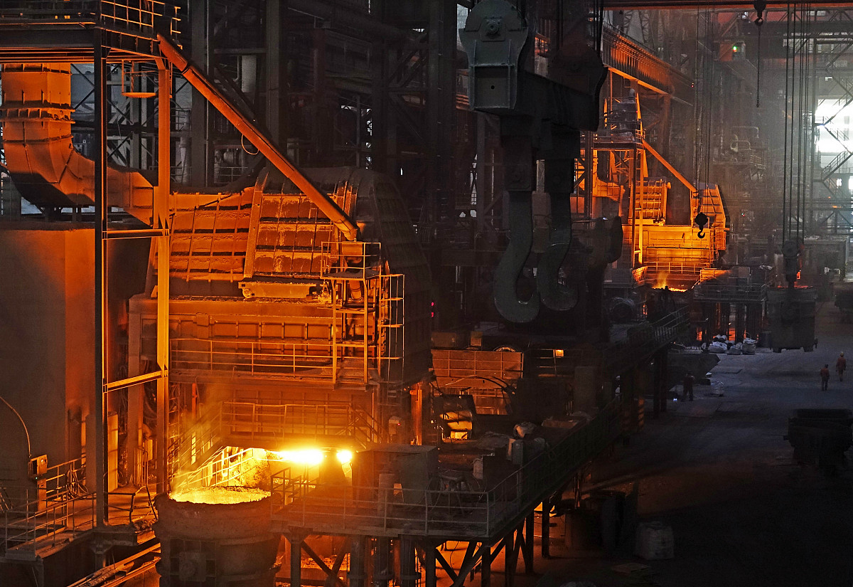 炼钢时间预测：基于Matlab的多项式拟合方法