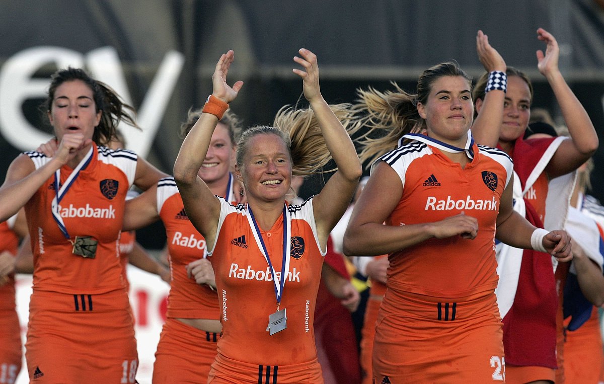 madrid, spain - october 08: the netherlands players celebrate af