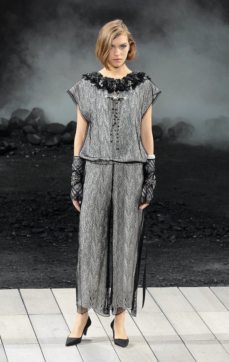 万州现代信息工程学校服装设计专业介绍是热门专业吗