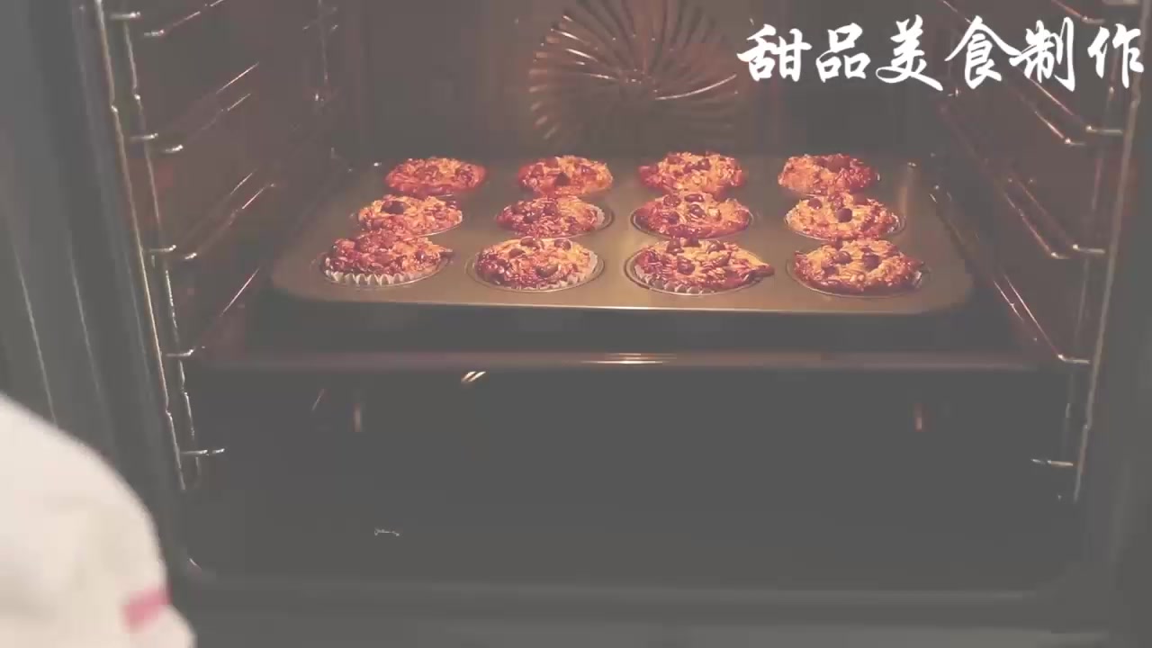 自制香蕉燕麦松糕,嘴馋的时候,奖励一下自己吧~