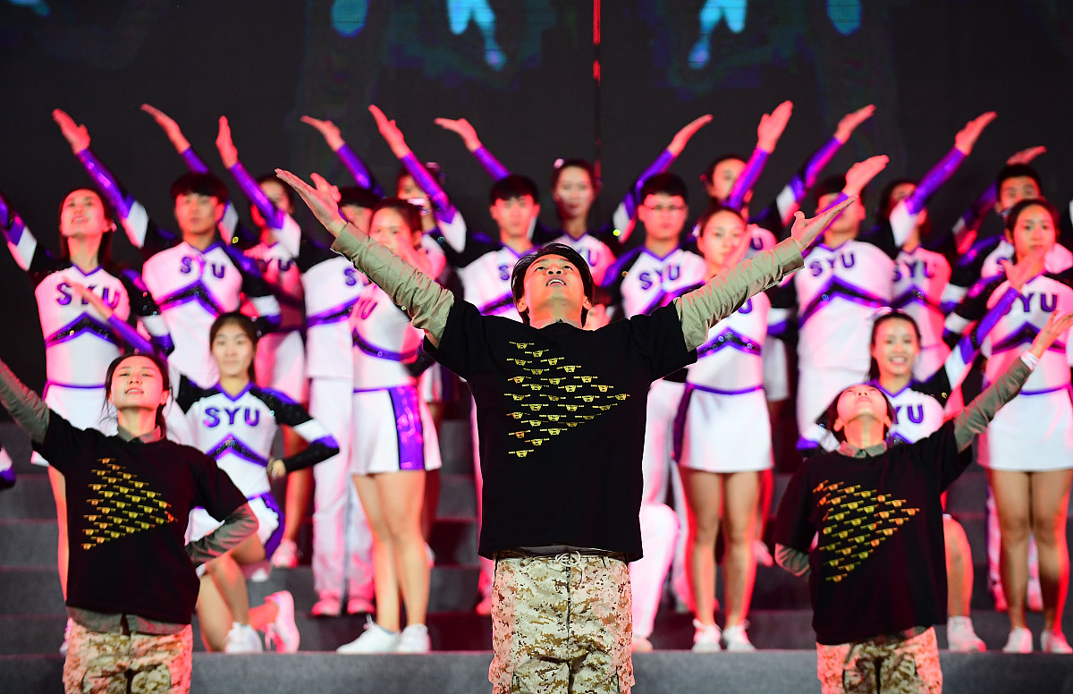 🎤🎧🎨 童年回忆杀！唱歌跳舞rap画画…我们的童年才艺大比拼！