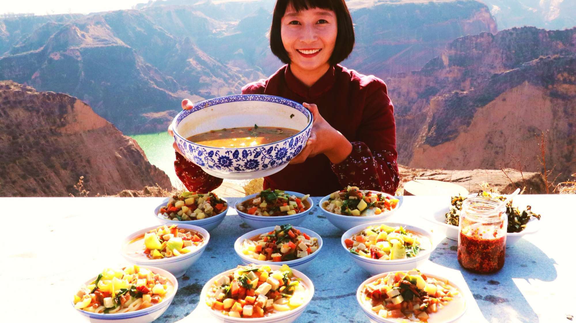 1块猪肉+2根胡萝卜+1块豆腐+手擀面,这样的臊子面,一顿吃了4碗