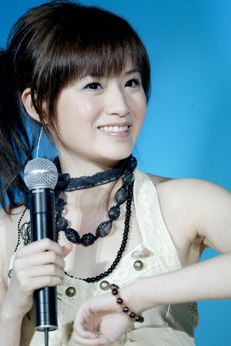 2006年7月16日,沈阳,《同一首歌》在世界园艺博览会激情上演.香香+++_