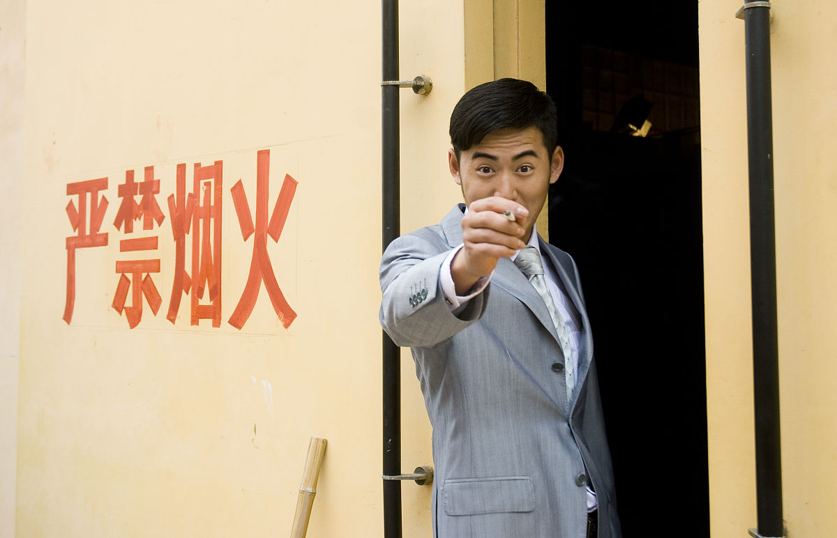 大学微电影剧本：人际之路，八位新生演绎友谊之歌