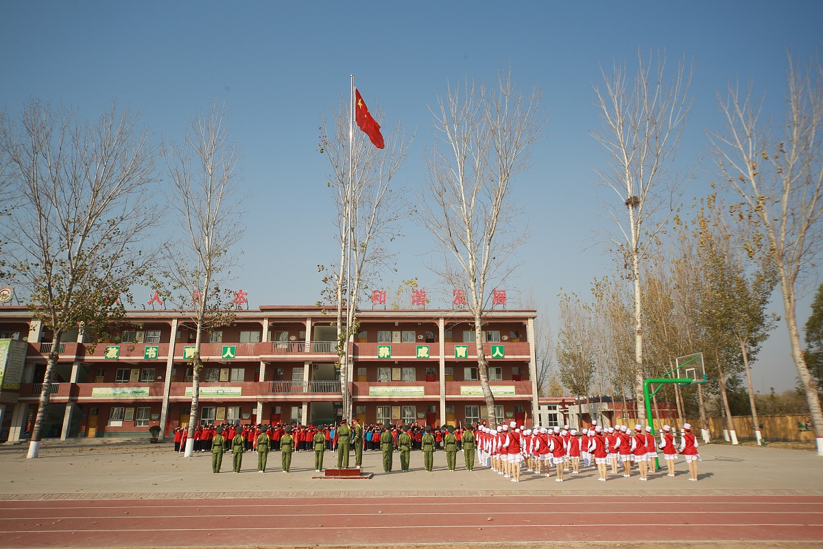 金乡县育才学校