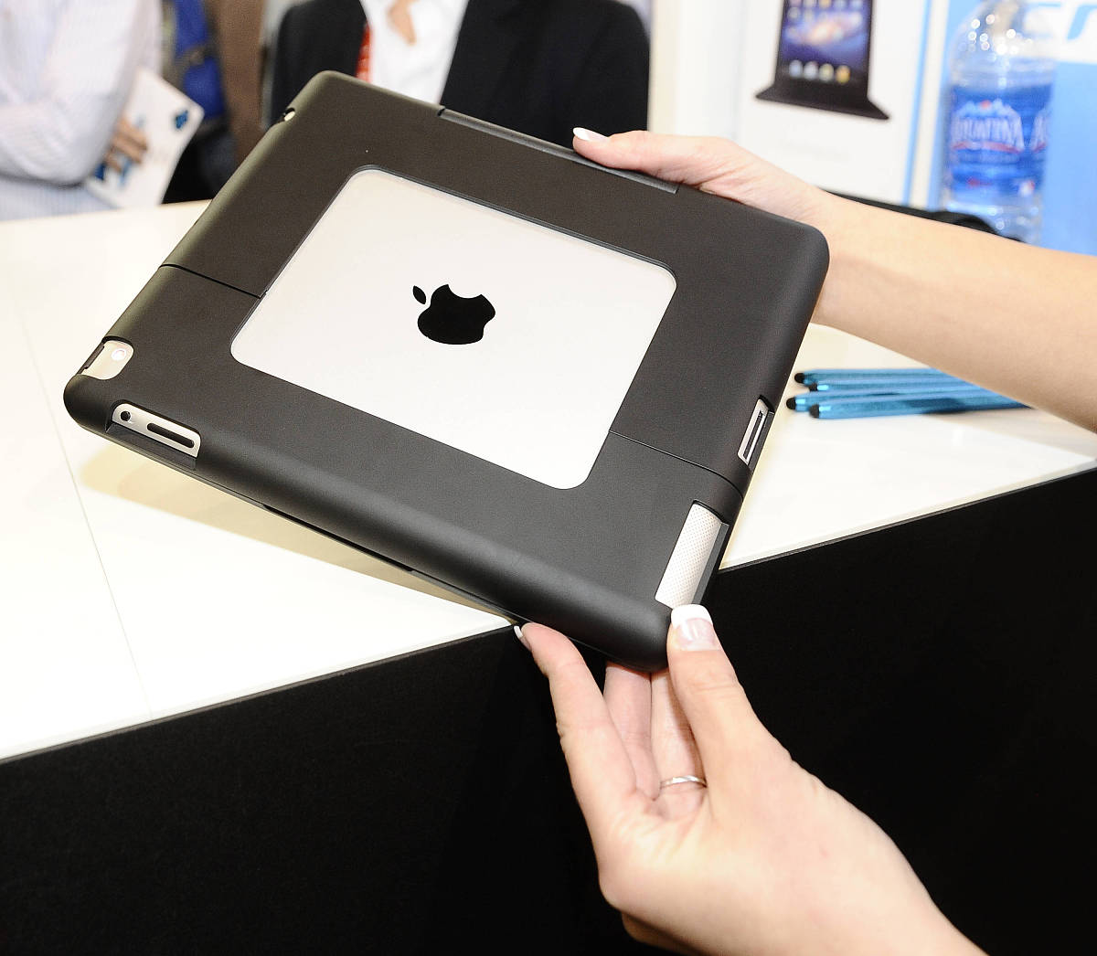 请帮我写1篇650字的博客文章主题是：ipad密码忘了怎么办