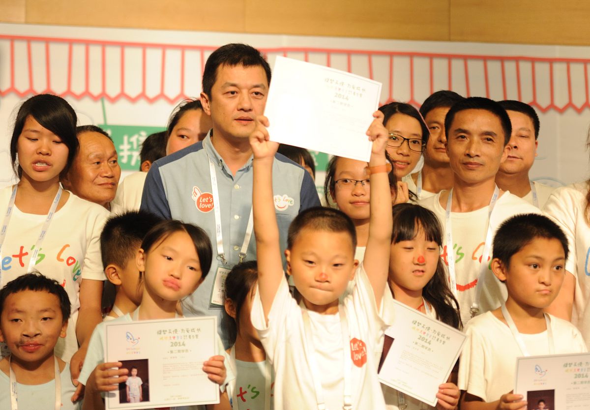 爱心的力量：马修老师如何发现学生的潜力