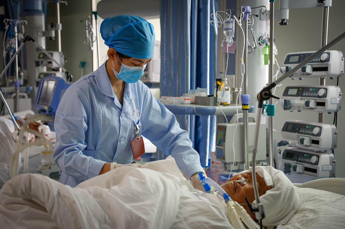 重庆护理专业学习科目：必修课、选修课及实践