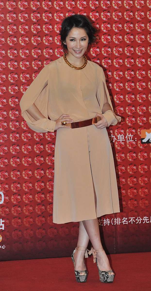 2011年6月23日,北京,萧亚轩出席世界巡回演唱会北京站发布会.***_***