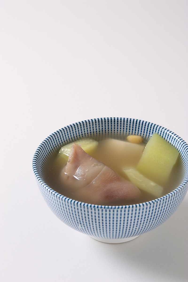 猪蹄汤炖白小技巧，