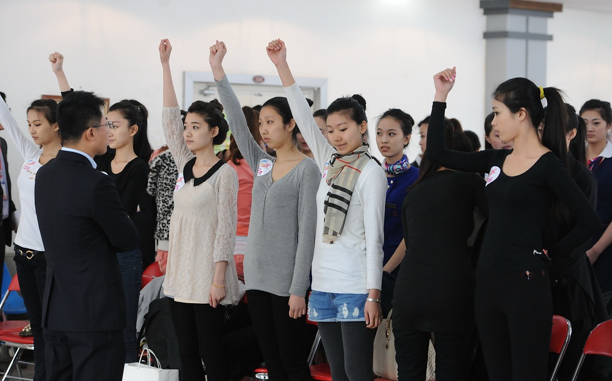 昆明市旅游职业中学导游服务专业：培养目标、发展趋势和就业前景